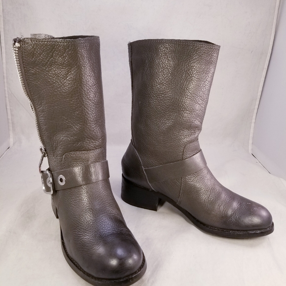 VINCE CAMUTO WALT BIG STUDS BUCKLE ZIPPER GRAY LEATHER WOMEN BOOTS 8.5B/38.5 - Picture 11 of 11